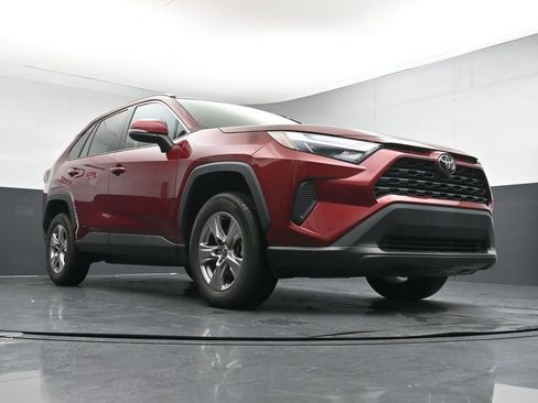 Used 2023 Toyota RAV4 XLE w/ Convenience Package FWD image 33
