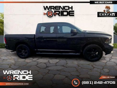 Used 2018 RAM 1500 Express w/ Black Ram 1500 Express Group image 11