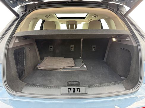 Used 2023 Lincoln Corsair Standard w/ Equipment Group 101A image 17