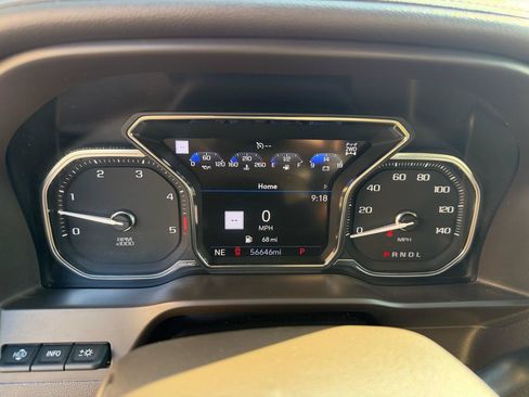 Used 2021 GMC Sierra 2500 Denali w/ Denali Ultimate Package AWD/4WD image 34