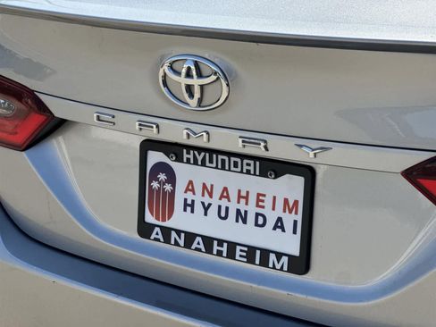 Used 2022 Toyota Camry SE image 26