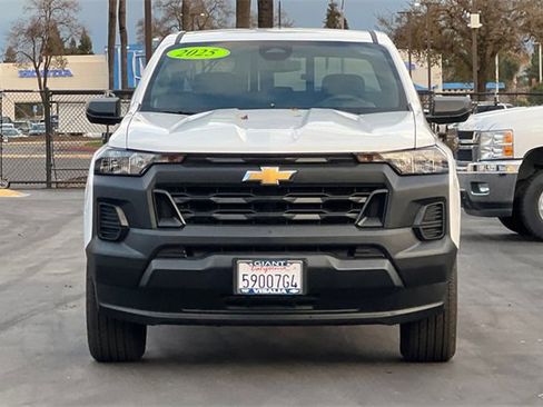 Used 2025 Chevrolet Colorado W/T w/ Advanced Trailering Package image 9