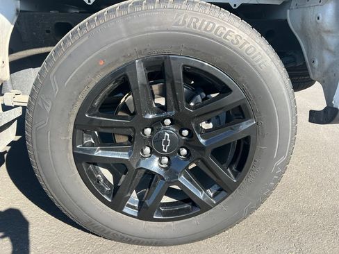 Used 2024 Chevrolet Silverado 1500 Custom RWD image 8