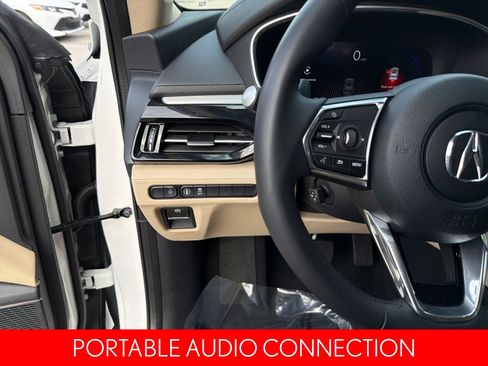 Used 2025 Acura MDX FWD image 14