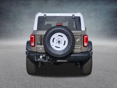 New 2026 Ford Bronco Heritage Edition image 6