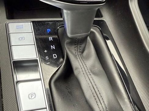 Used 2024 Hyundai Elantra SEL w/ Convenience Package FWD image 49