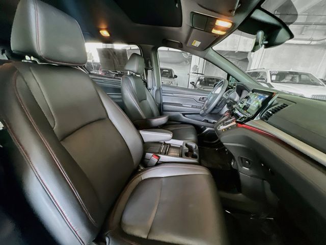 Certified 2024 Honda Odyssey Sport image 7