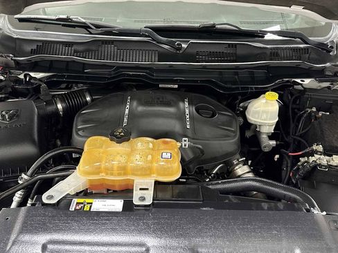 Used 2016 RAM 1500 Laramie w/ Convenience Group image 31