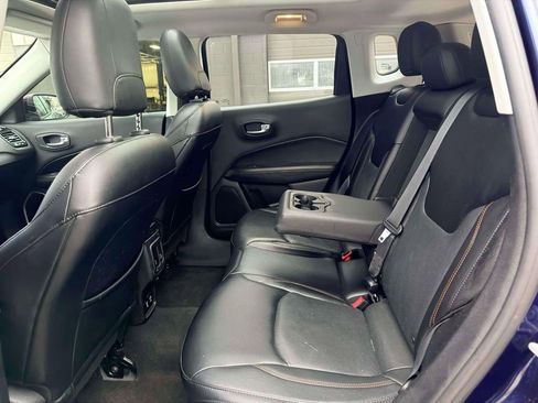 Used 2017 Jeep Compass Limited w/ Navigation Group image 10