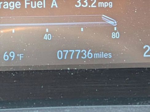 Used 2020 Honda CR-V Touring image 11