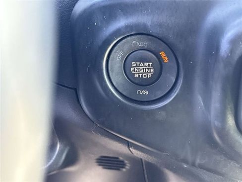 Used 2021 Jeep Wrangler Unlimited Sahara w/ Cold Weather Group image 17