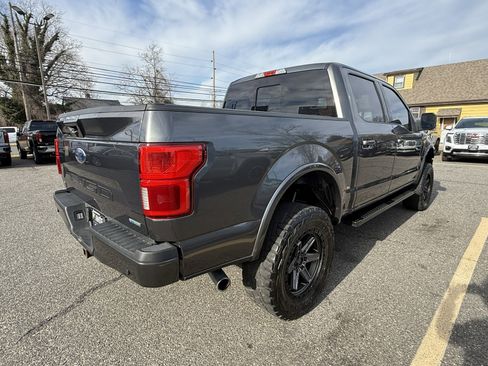 Used 2019 Ford F150 Lariat image 5