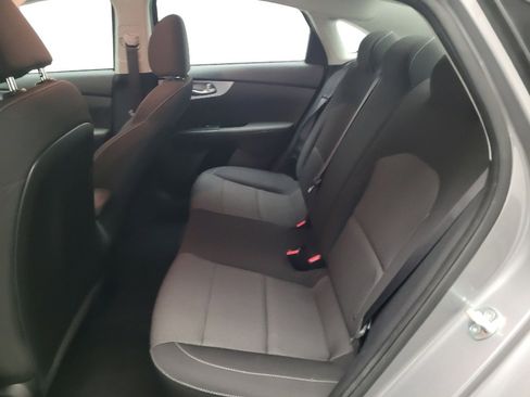 Used 2023 Kia Forte LXS w/ LXS Technology Package image 18