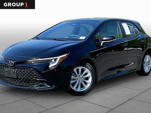 Used 2024 Toyota Corolla SE w/ SE Package image 1