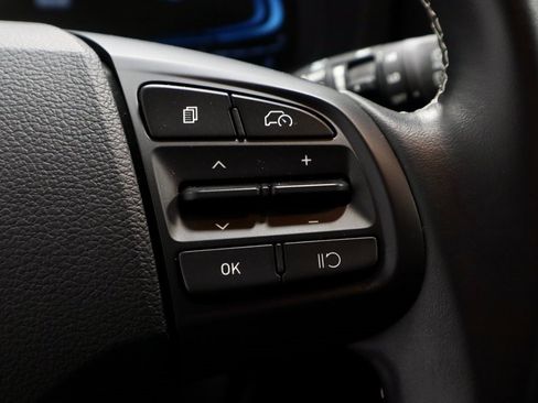 Certified 2023 Hyundai Venue Limited image 31