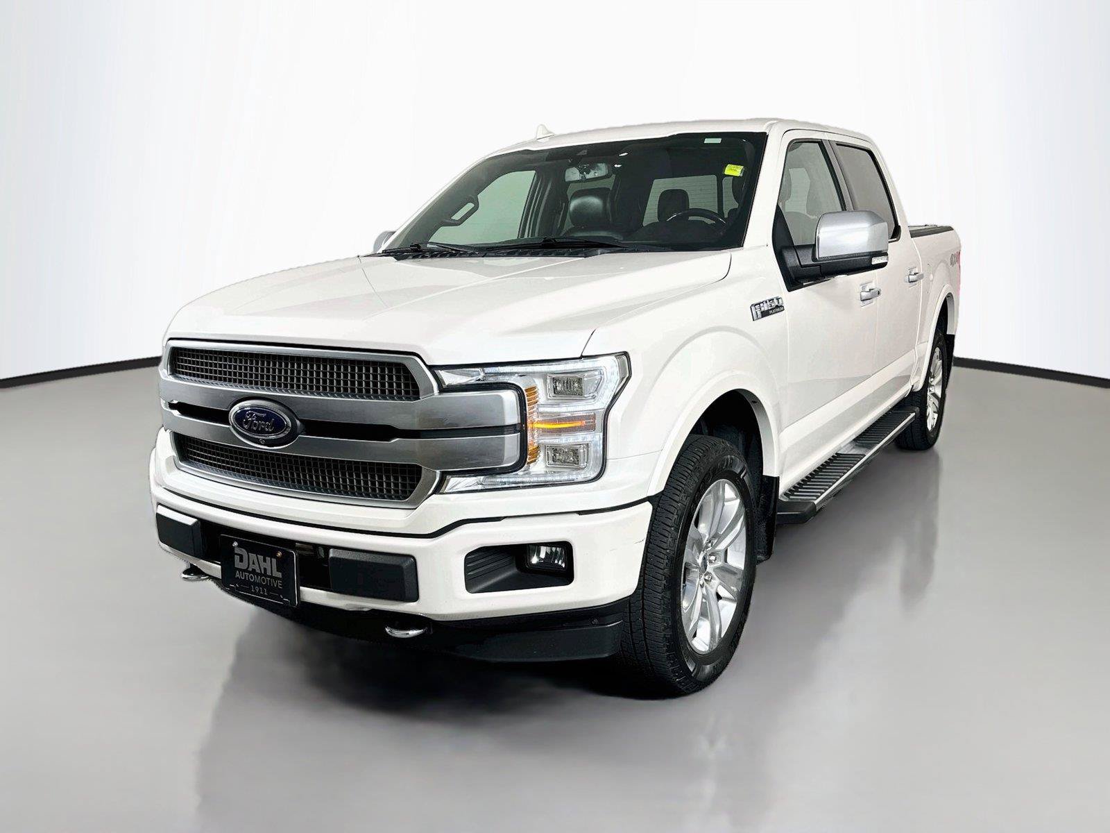 Used 2018 Ford F150 Platinum w/ Equipment Group 701A Luxury AWD/4WD image 4