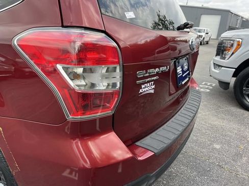 Used 2015 Subaru Forester 2.5i Limited AWD/4WD image 12