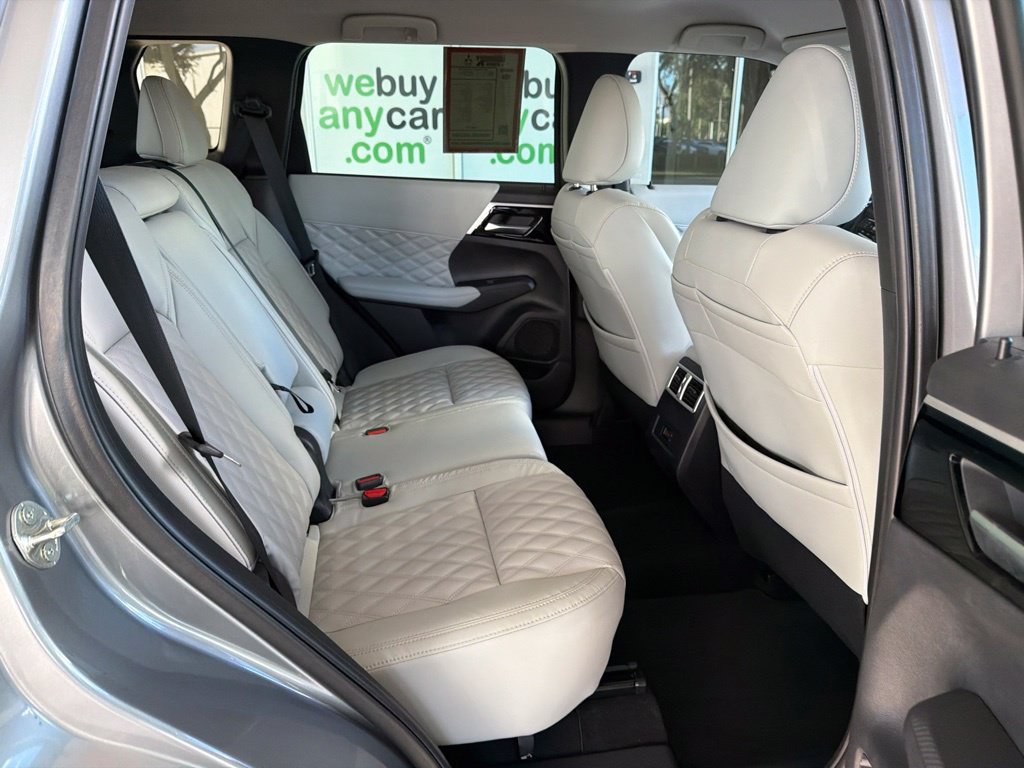 Used 2022 Mitsubishi Outlander SEL AWD/4WD image 30