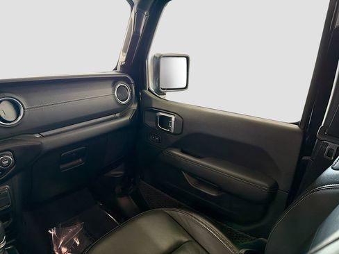 Used 2023 Jeep Wrangler Unlimited Sahara w/ Cold Weather Group AWD/4WD image 26