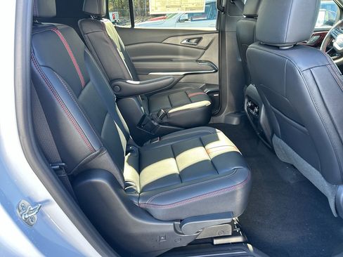 New 2026 Chevrolet Traverse RS image 31