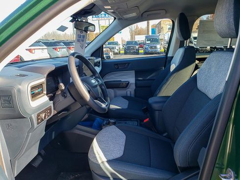 New 2025 Ford Maverick XLT image 7