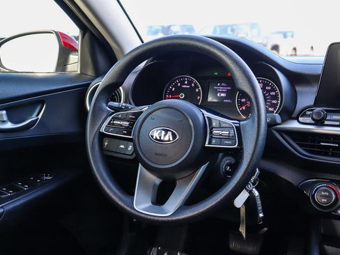 Used 2019 Kia Forte LXS image 16