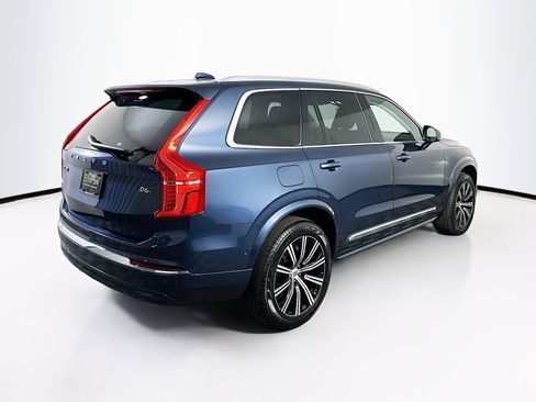 Used 2025 Volvo XC90 B6 Plus image 9