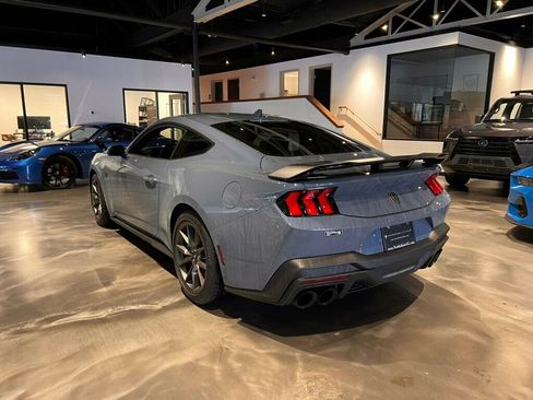 Used 2025 Ford Mustang Dark Horse image 3