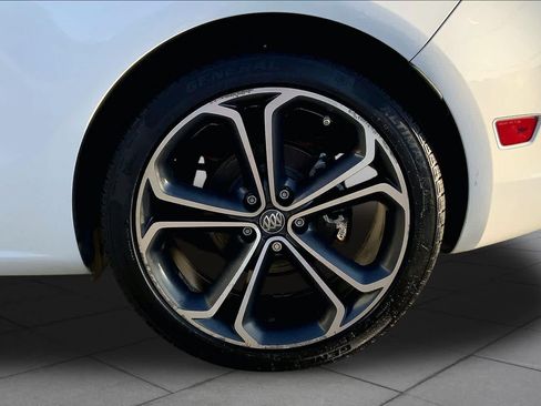Used 2016 Buick Cascada FWD image 10