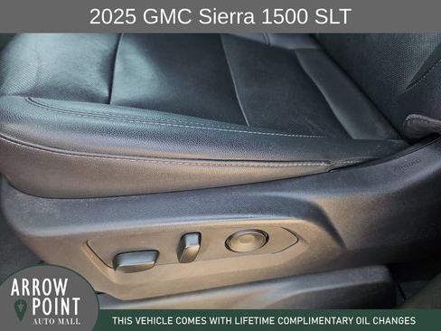 Used 2025 GMC Sierra 1500 SLT RWD image 23