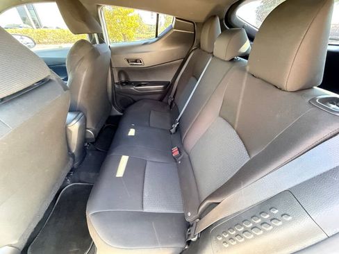 Used 2019 Toyota C-HR LE image 18