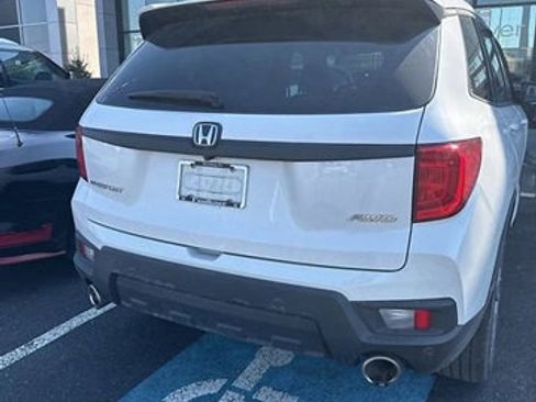 Used 2023 Honda Passport EX-L image 9