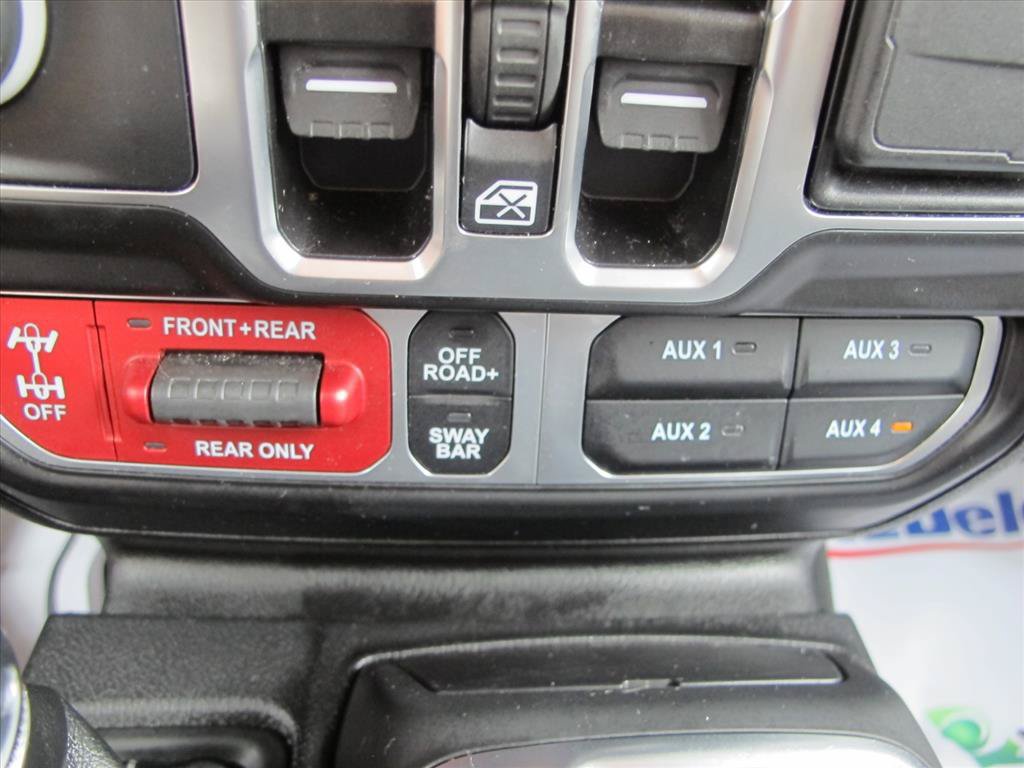 Used 2025 Jeep Wrangler Unlimited Rubicon AWD/4WD image 11