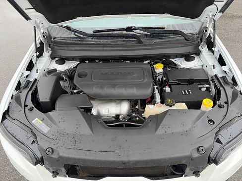 Used 2020 Jeep Cherokee Latitude Plus AWD/4WD image 22