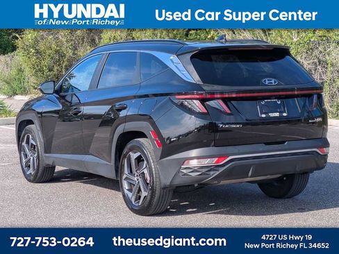 Used 2023 Hyundai Tucson SEL w/ Cargo Package AWD/4WD image 3