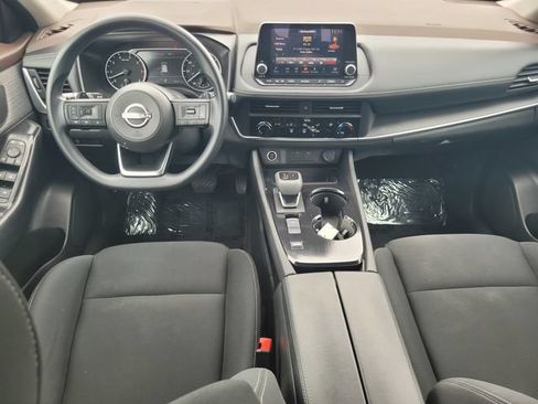 Used 2023 Nissan Rogue S FWD image 16
