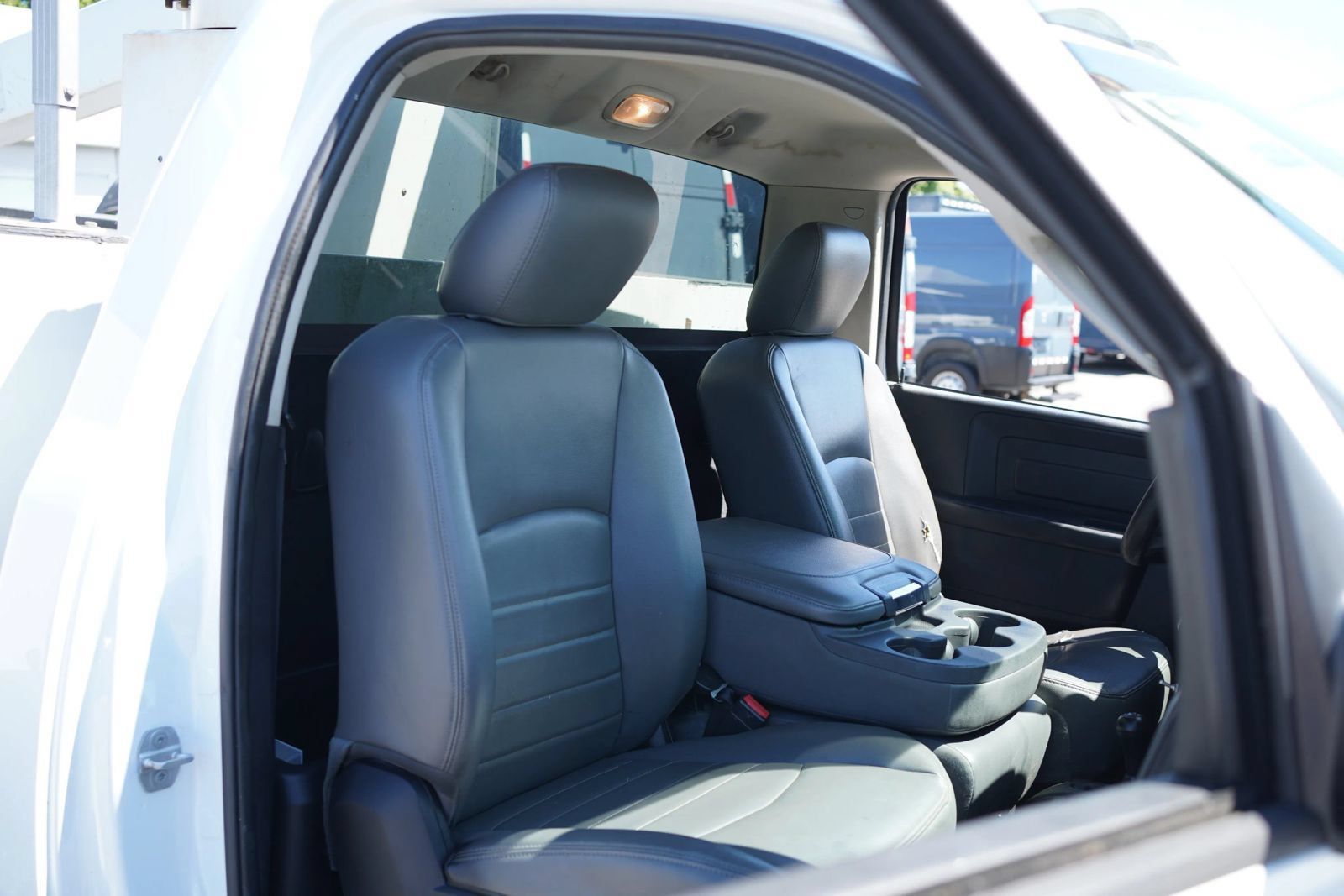 Used 2015 RAM 5500 Tradesman w/ Cold Weather Group AWD/4WD image 28