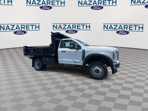 New 2025 Ford F550 4x4 Regular Cab Super Duty image 2