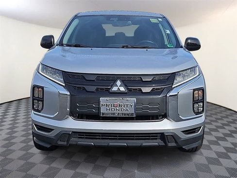 Used 2021 Mitsubishi Outlander Sport LE image 2