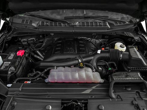 Used 2017 Ford F150 XLT w/ Trailer Tow Package image 42