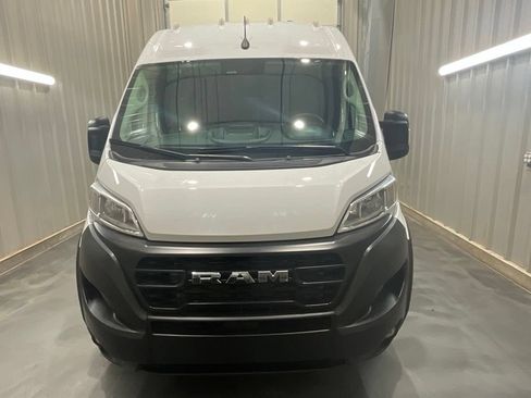 Used 2026 RAM ProMaster 2500 w/ Convenience Group FWD image 2