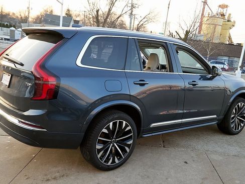 New 2026 Volvo XC90 T8 Ultra image 8