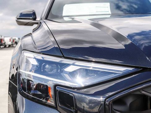 New 2026 Audi Q8 Premium Plus image 9