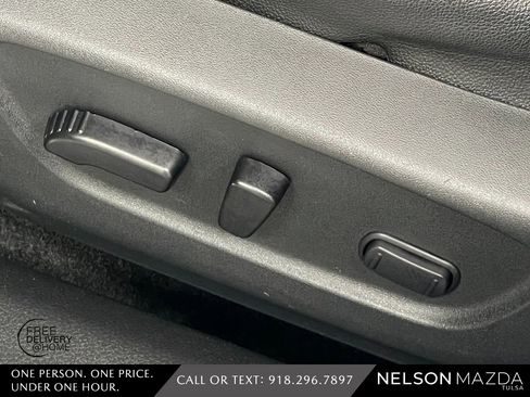 Used 2019 Nissan Rogue SL image 19