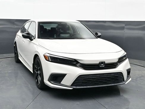 Used 2023 Honda Civic Sport image 1