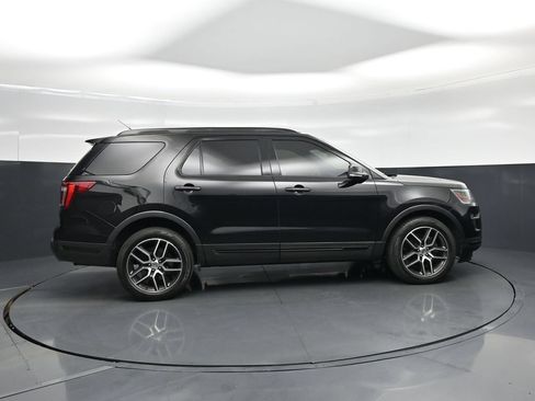 Used 2019 Ford Explorer Sport AWD/4WD image 27
