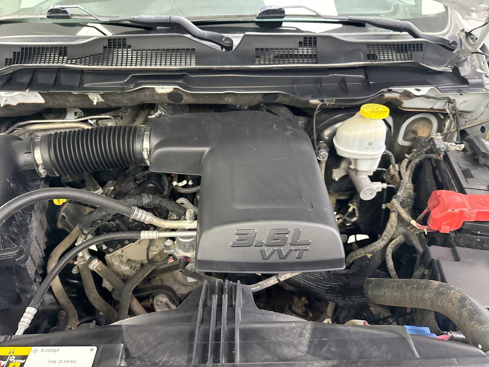Used 2022 RAM 1500 Classic SLT w/ Electronics Group AWD/4WD image 17