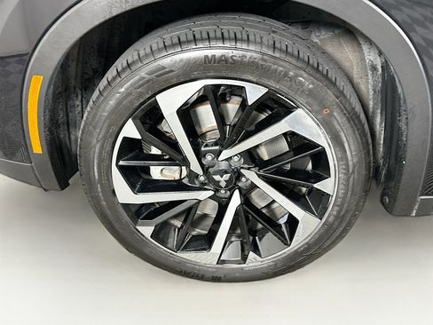 Used 2024 Mitsubishi Outlander SE image 11