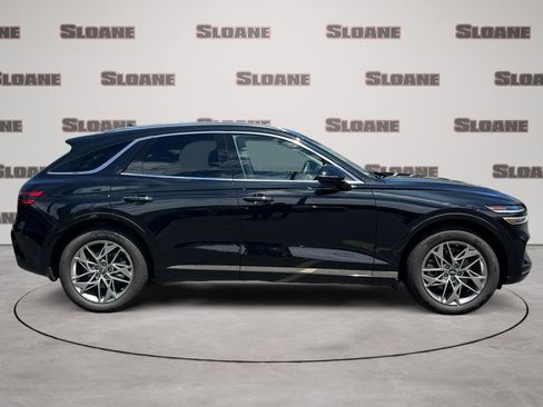 Used 2022 Genesis GV70 2.5T w/ Select Package AWD/4WD image 6