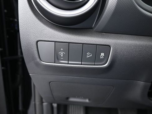 Used 2023 Hyundai Kona SEL image 29